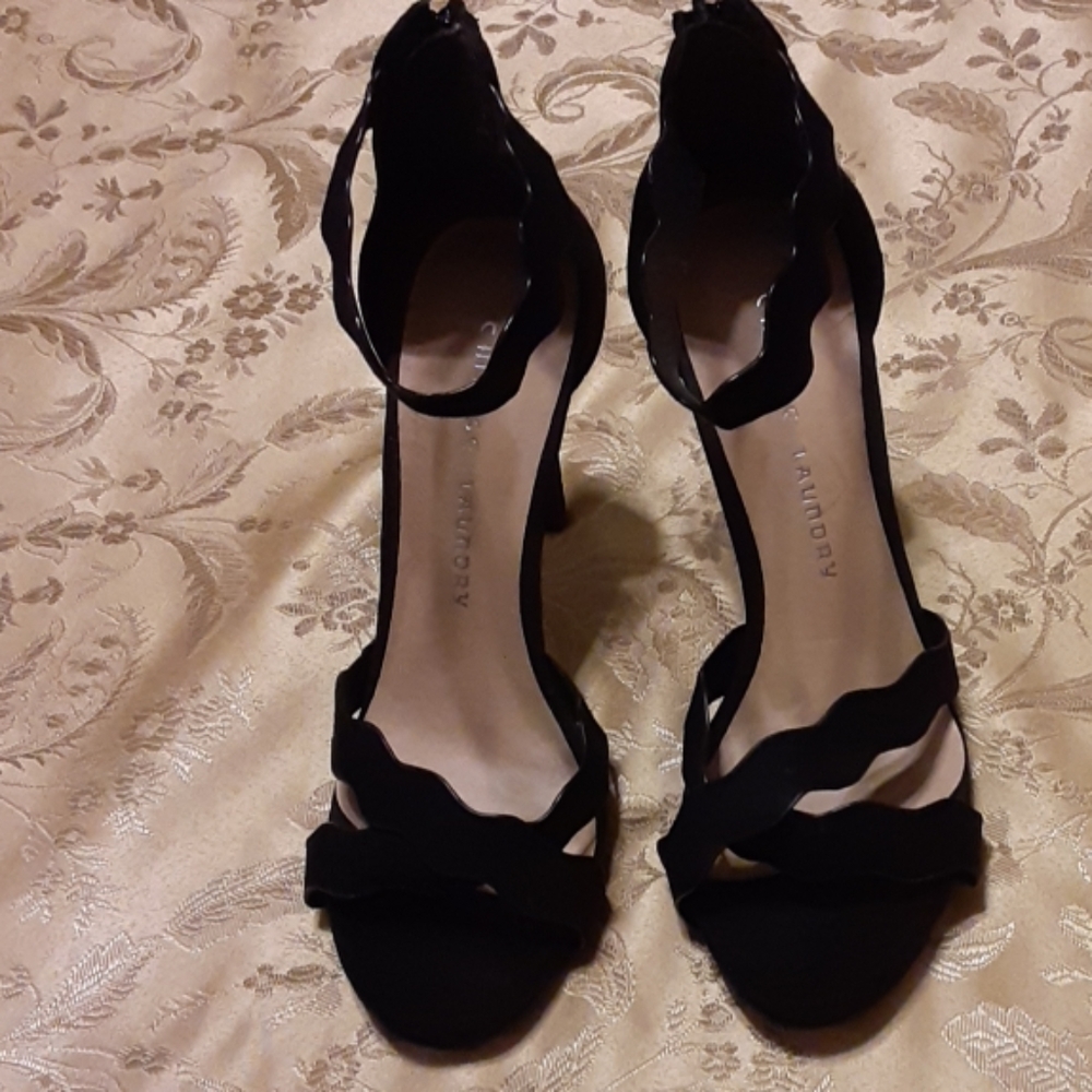 Chinese Laundry Suede Sandals
